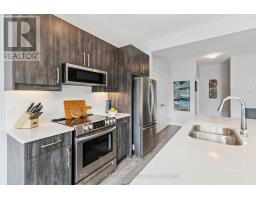 13 - 819 KLEINBURG DRIVE - 12