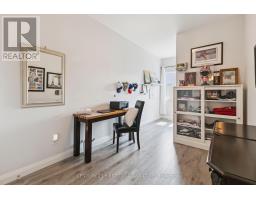 13 - 819 KLEINBURG DRIVE - 39