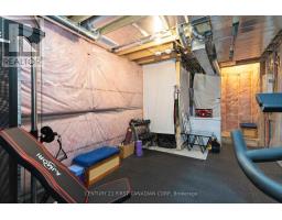 13 - 819 KLEINBURG DRIVE - 41