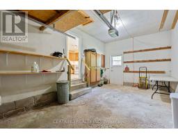 15 HEPBURN AVENUE - 32