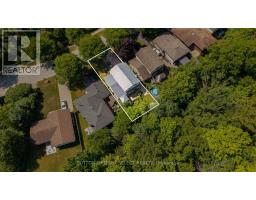 124 GRENFELL CRESCENT - 3