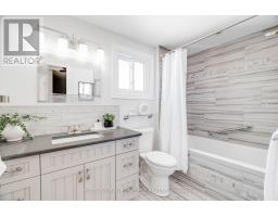 124 GRENFELL CRESCENT - 32