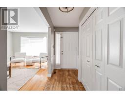 124 GRENFELL CRESCENT - 4
