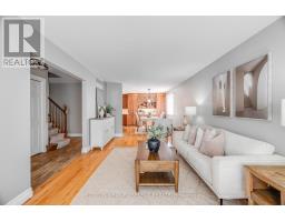 124 GRENFELL CRESCENT - 8