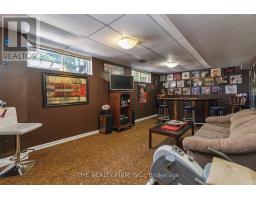 98 HALIBURTON ROAD - 36