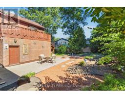 98 HALIBURTON ROAD - 42