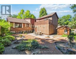 98 HALIBURTON ROAD - 43