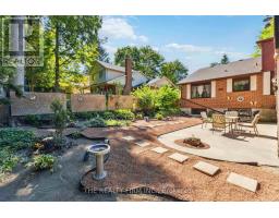 98 HALIBURTON ROAD - 44