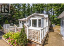 314 BLACK SPRUCE DRIVE - 33