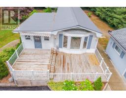 314 BLACK SPRUCE DRIVE - 35