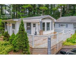 314 BLACK SPRUCE DRIVE - 36