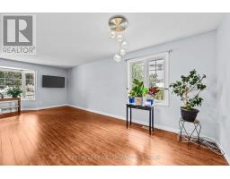 7 SIFTON DRIVE - 14