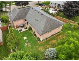 7 SIFTON DRIVE - 3