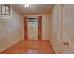 568 GORDON AVENUE - 16