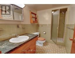 568 GORDON AVENUE - 24