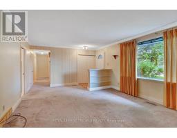 568 GORDON AVENUE - 7