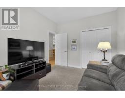 5 - 21 ST JOHNS DRIVE - 18