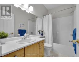 5 - 21 ST JOHNS DRIVE - 22