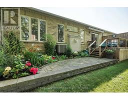 5 - 21 ST JOHNS DRIVE - 40