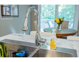 41 - 601 GRENFELL DRIVE - 16