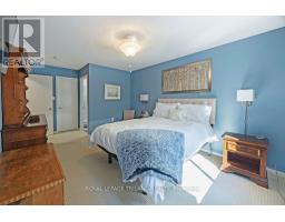 41 - 601 GRENFELL DRIVE - 21