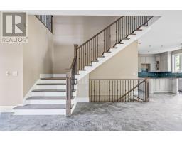 113 BIRDIE COURT - 21