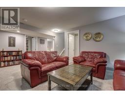 21 FEATHERS CROSSING - 27