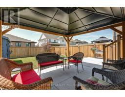 21 FEATHERS CROSSING - 34