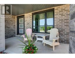 21 FEATHERS CROSSING - 48