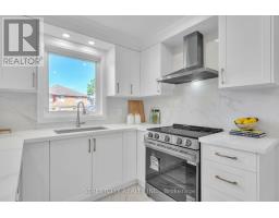 26 GRASMERE CRESCENT - 23