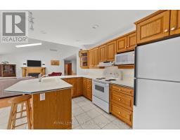 22164 DUNDONALD ROAD - 25
