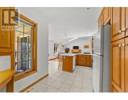 22164 DUNDONALD ROAD - 26