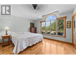 22164 DUNDONALD ROAD - 35