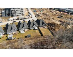 15 COMPASS TRAIL - 33