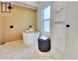 100 DELAWARE STREET - 23