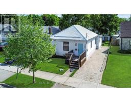100 DELAWARE STREET - 33