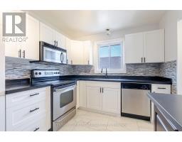 50 ERICA CRESCENT - 17