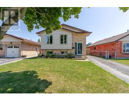 50 ERICA CRESCENT - 2