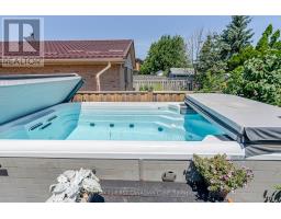 50 ERICA CRESCENT - 45
