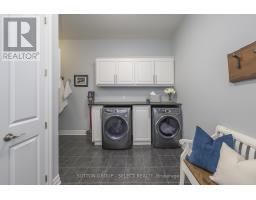 5686 WILLIAM STREET - 20