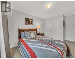29 - 2031 PENNYROYAL STREET - 27