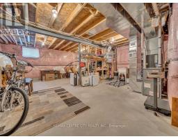 29 - 2031 PENNYROYAL STREET - 32