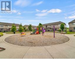 29 - 2031 PENNYROYAL STREET - 39
