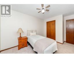 330 WILLOW CRESCENT - 23