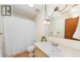 330 WILLOW CRESCENT - 26