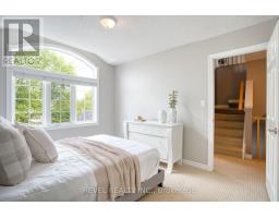 902 RUSHBROOK CRESCENT - 28