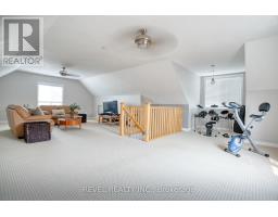 902 RUSHBROOK CRESCENT - 33