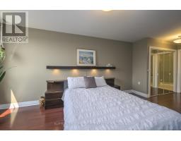 1007 - 250 PALL MALL STREET - 24