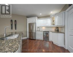 1007 - 250 PALL MALL STREET - 9