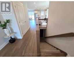 69 - 383 DAVENTRY WAY - 11